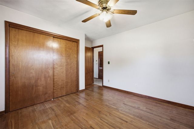 123 Edgewood Road SW, Cedar Rapids, IA 52404