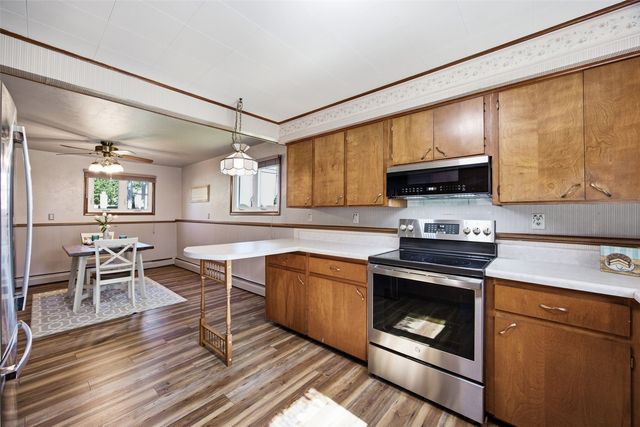 123 Edgewood Road SW, Cedar Rapids, IA 52404