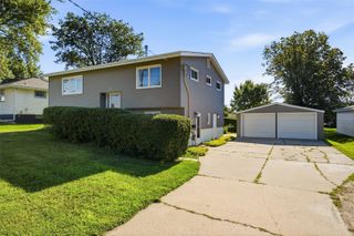 123 Edgewood Road SW, Cedar Rapids, IA 52404