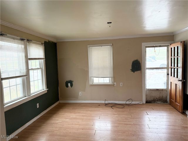 1995 Bantam Ridge Road, Wintersville, OH 43953