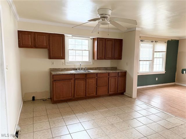 1995 Bantam Ridge Road, Wintersville, OH 43953