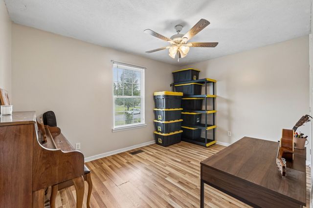 807 Jonathan Dr, Lebanon, TN 37087