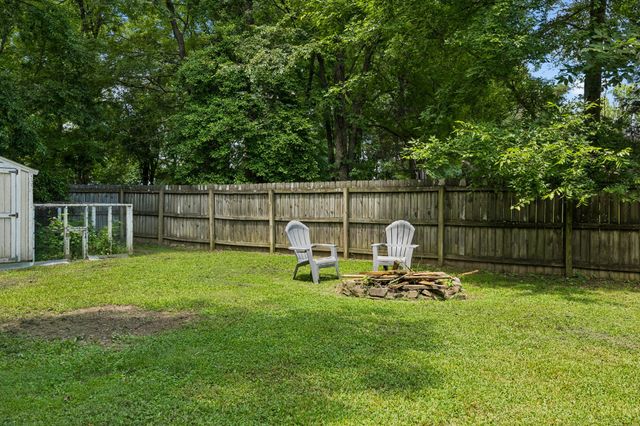 807 Jonathan Dr, Lebanon, TN 37087