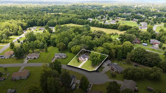 807 Jonathan Dr, Lebanon, TN 37087
