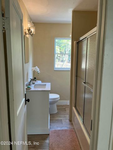 714 HUNTER Avenue, Crescent City, FL 32112
