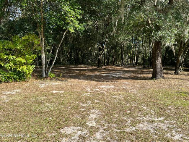 714 HUNTER Avenue, Crescent City, FL 32112
