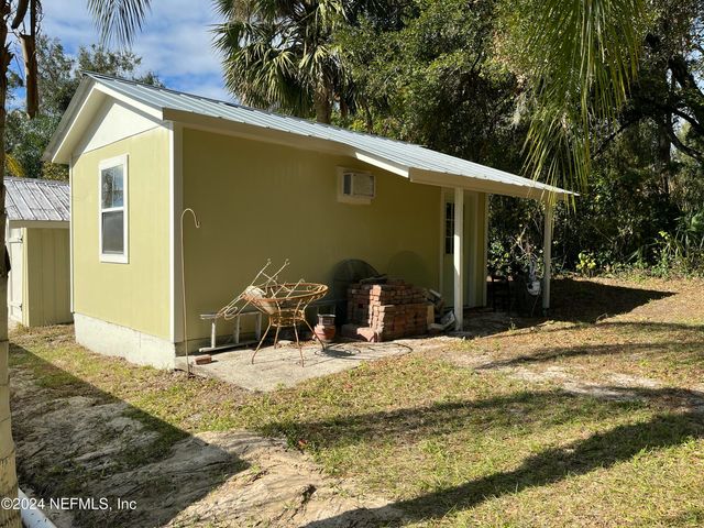 714 HUNTER Avenue, Crescent City, FL 32112