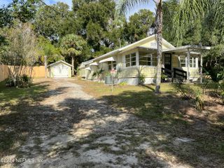 714 HUNTER Avenue, Crescent City, FL 32112