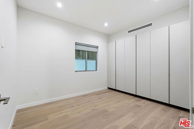 1006 Hancock Avenue B, West Hollywood, CA 90069