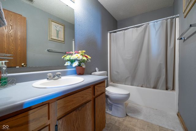 7656 Windy Hill Way, Indianapolis, IN 46239