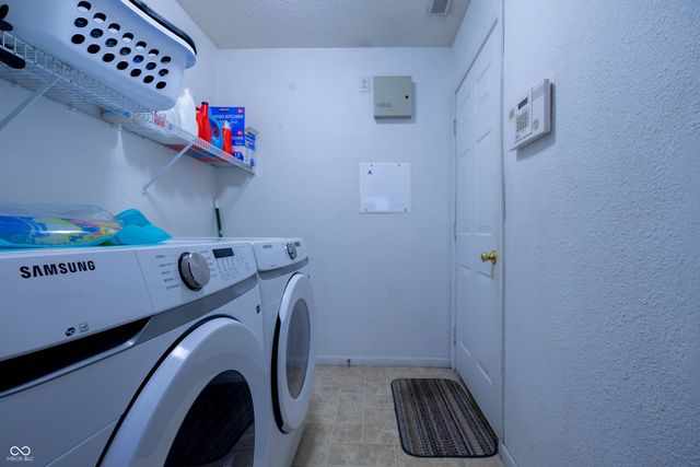 7656 Windy Hill Way, Indianapolis, IN 46239