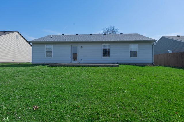 7656 Windy Hill Way, Indianapolis, IN 46239