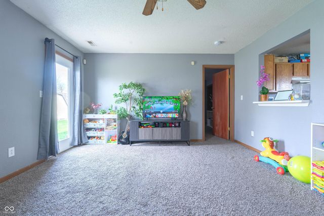 7656 Windy Hill Way, Indianapolis, IN 46239