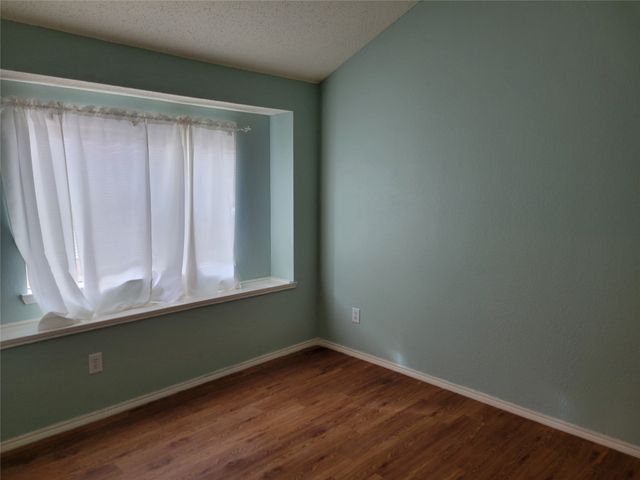 9220 Nightingale Drive, Fort Worth, TX 76123