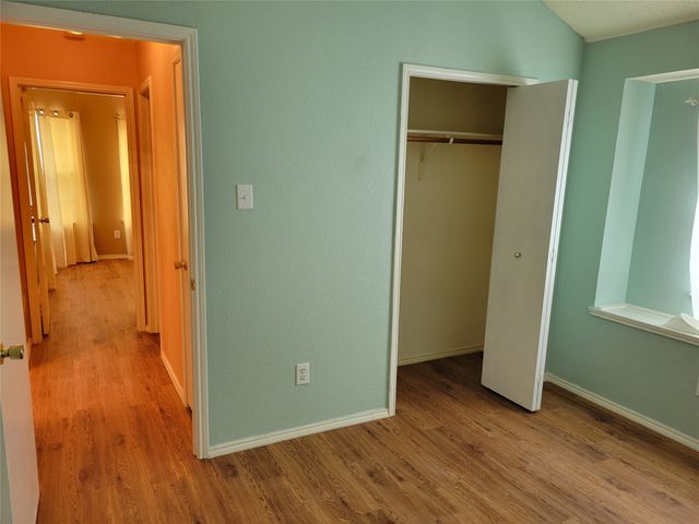 9220 Nightingale Drive, Fort Worth, TX 76123