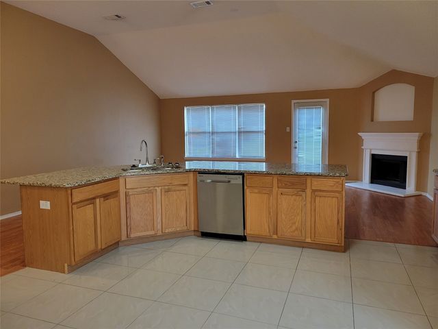 9220 Nightingale Drive, Fort Worth, TX 76123