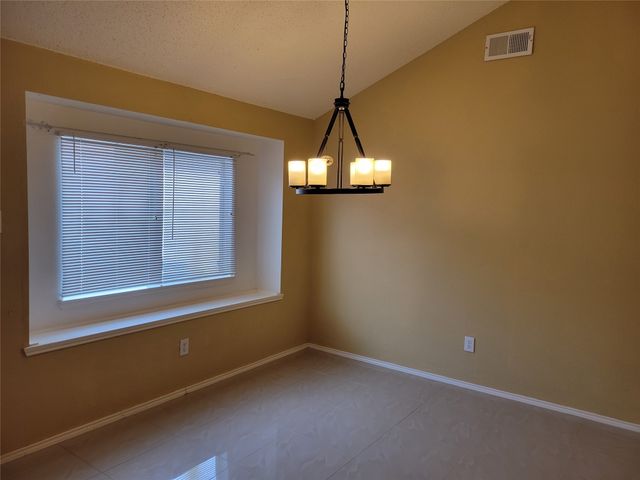 9220 Nightingale Drive, Fort Worth, TX 76123