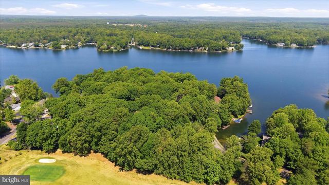 203 BIRCHSIDE CIR, Locust Grove, VA 22508