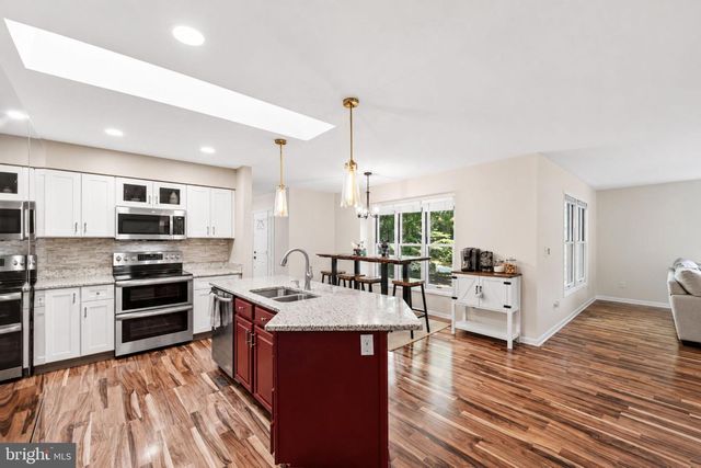 203 BIRCHSIDE CIR, Locust Grove, VA 22508