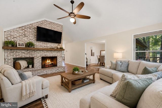 203 BIRCHSIDE CIR, Locust Grove, VA 22508