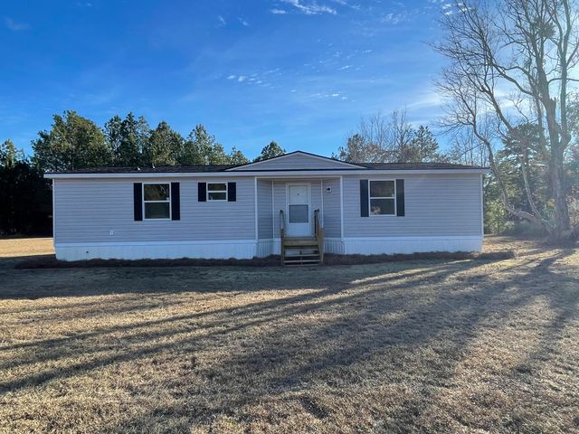 6250 Cougar Way, Wedgefield, SC 29168