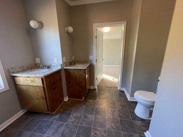 6250 Cougar Way, Wedgefield, SC 29168