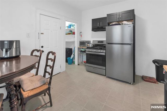 267-269 Leslie Street, Newark, NJ 07112