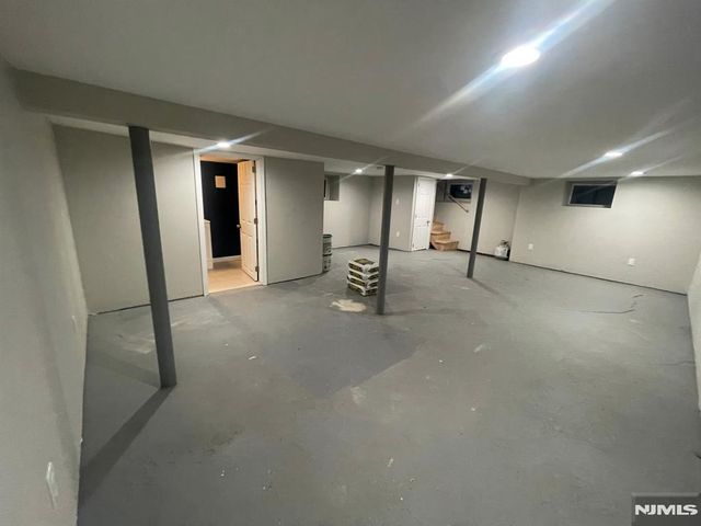 267-269 Leslie Street, Newark, NJ 07112