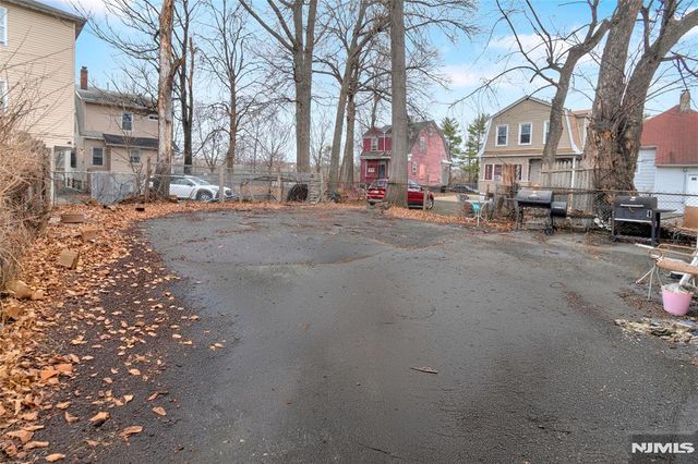 267-269 Leslie Street, Newark, NJ 07112