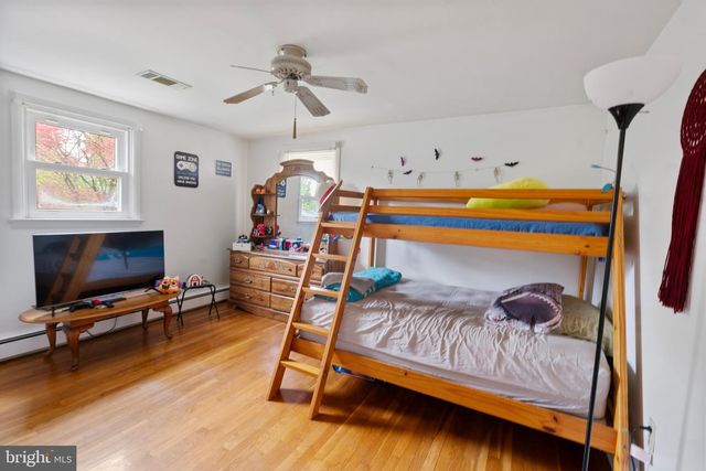 906 HERMAN DRIVE, Mechanicsburg, PA 17055