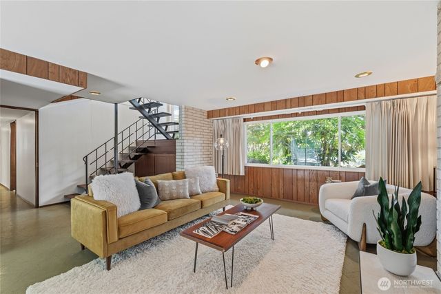 14630 4th Avenue S, Burien, WA 98168