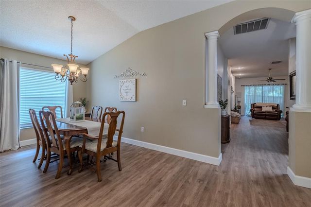412 HENDERSON AVENUE, Seffner, FL 33584