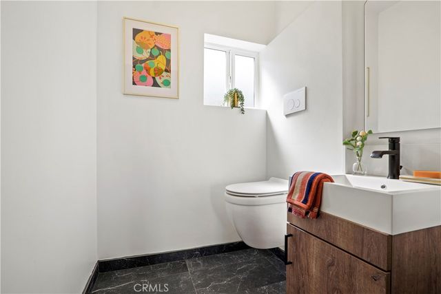 3334 Madera Avenue, Los Angeles, CA 90039