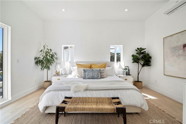 3334 Madera Avenue, Los Angeles, CA 90039