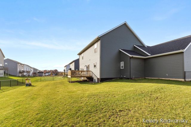 6450 Estate Drive SW, Byron Center, MI 49315