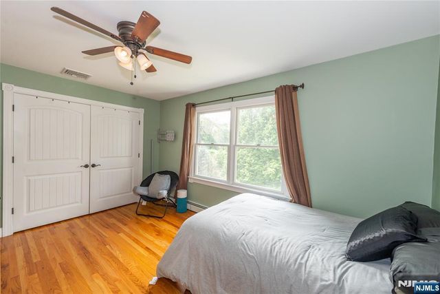 4 Kingsberry Avenue, Westwood, NJ 07675