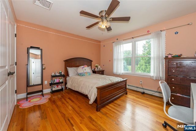 4 Kingsberry Avenue, Westwood, NJ 07675