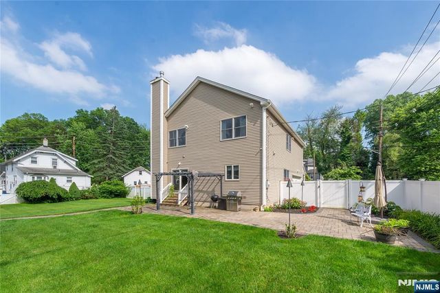 4 Kingsberry Avenue, Westwood, NJ 07675