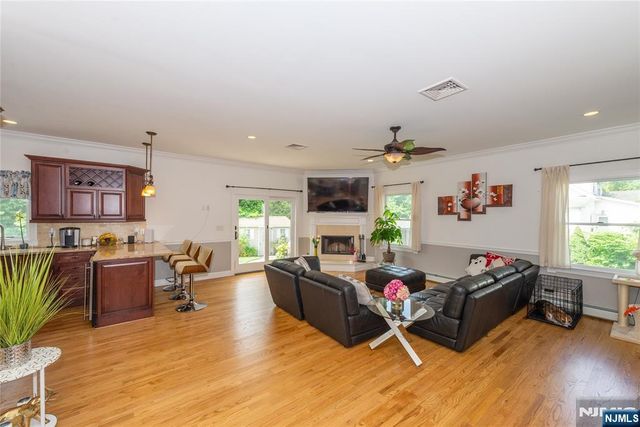 4 Kingsberry Avenue, Westwood, NJ 07675