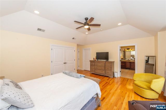 4 Kingsberry Avenue, Westwood, NJ 07675