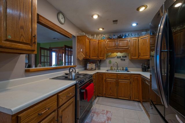 731 Bee Lick Creek Road, Somerset, KY 42503