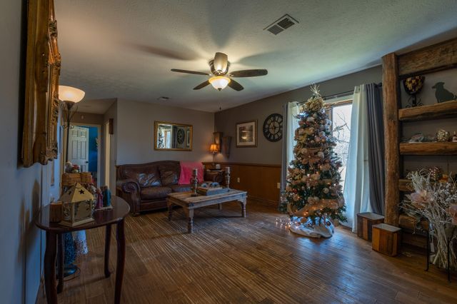 731 Bee Lick Creek Road, Somerset, KY 42503