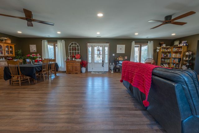 731 Bee Lick Creek Road, Somerset, KY 42503