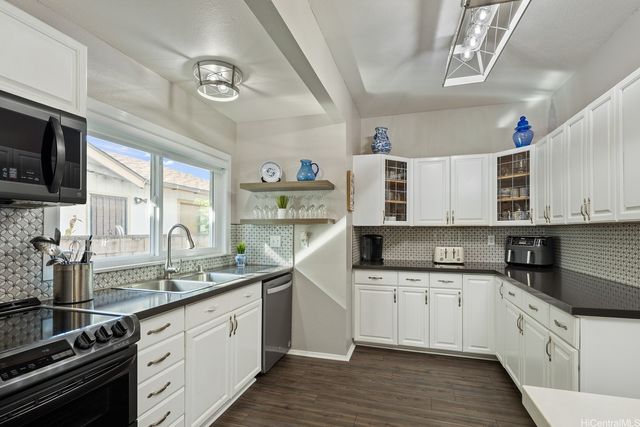 95-129 Paailalo Street, Mililani, HI 96789