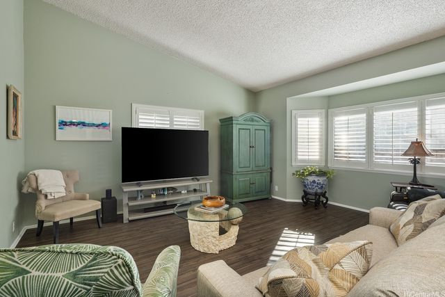 95-129 Paailalo Street, Mililani, HI 96789