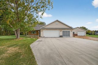 35439 Eagle Ridge Court, Lake City, MN 55041