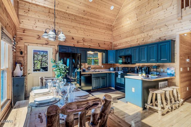 3214 Steeple Way, Pigeon Forge, TN 37863