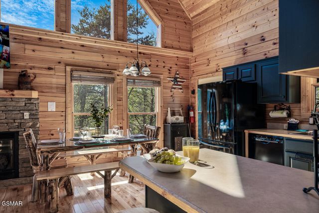 3214 Steeple Way, Pigeon Forge, TN 37863