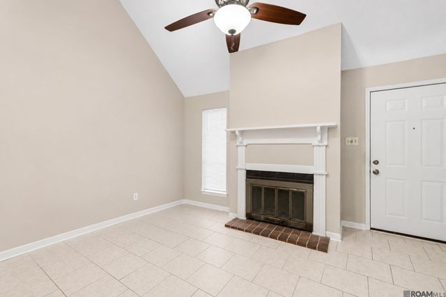 8152 Baringer Rd, Baton Rouge, LA 70817