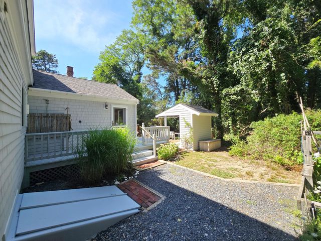 620 Kingsbury Beach Road, Eastham, MA 02642